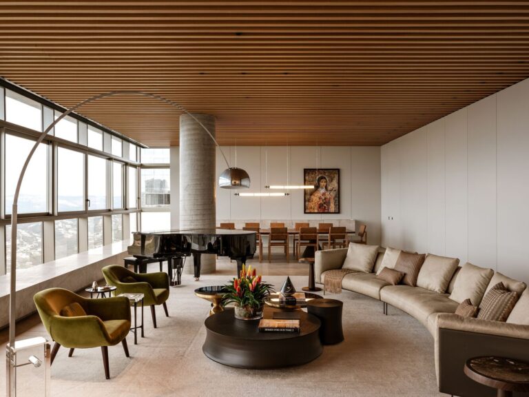 Reforma luxuosa apartamento: Ambientes que inspiram. Descubra como transformamos seu lar com design de alto padrão e exclusividade. Seu sonho, nossa arquitetura.