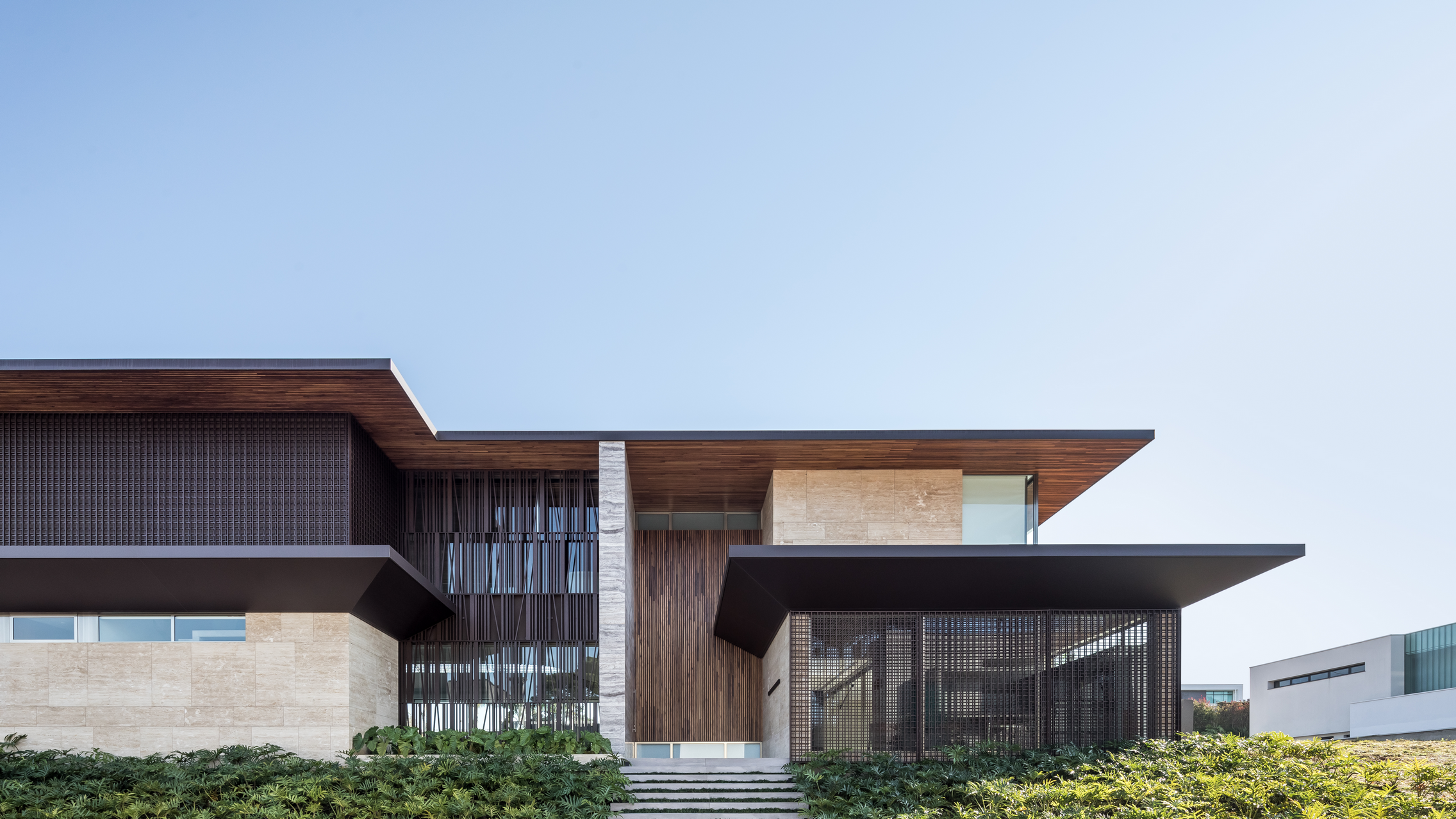 Casa para alugar dos sonhos: Imagem hipnotizante de um lar onde o design arquitetônico transforma desejo em realidade. Nossos serviços atraem olhares e valorizam seu imóvel, impulsionando visitas ao que há de melhor em arquitetura.