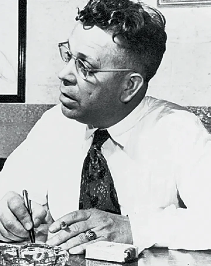 Quem inventou o micro-ondas revolucionou a cozinha. Imagine agora sua casa inteira transformada por um projeto arquitetônico que une funcionalidade brilhante e design que tira o fôlego! Descubra como elevamos seu lar ao próximo nível de conforto e estilo. Seu futuro começa com um clique!