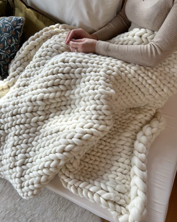 Transforme Seu Sofá em Um Oásis de Luxo: Descubra Nossa Manta Premium para um Conforto Inigualável e um Lar Incrivelmente Elegante.