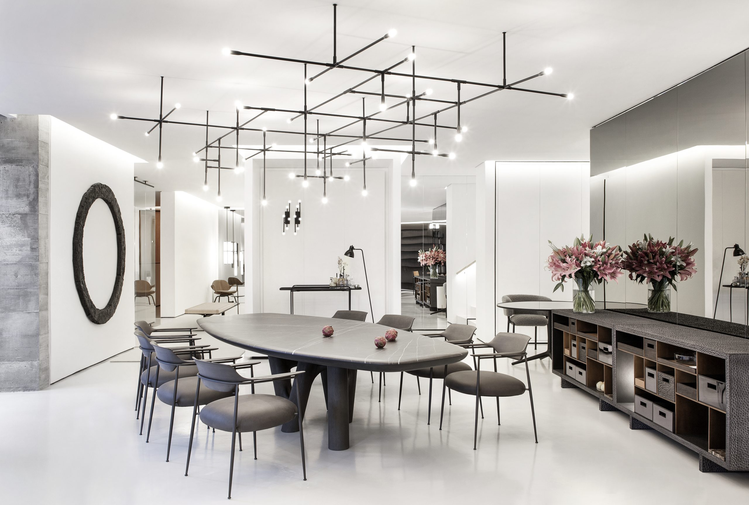 Cadeira Luxo Mesa Jantar: Transforme sua Sala de Jantar em um Oásis de Elegância e Conforto com Móveis Exclusivos!