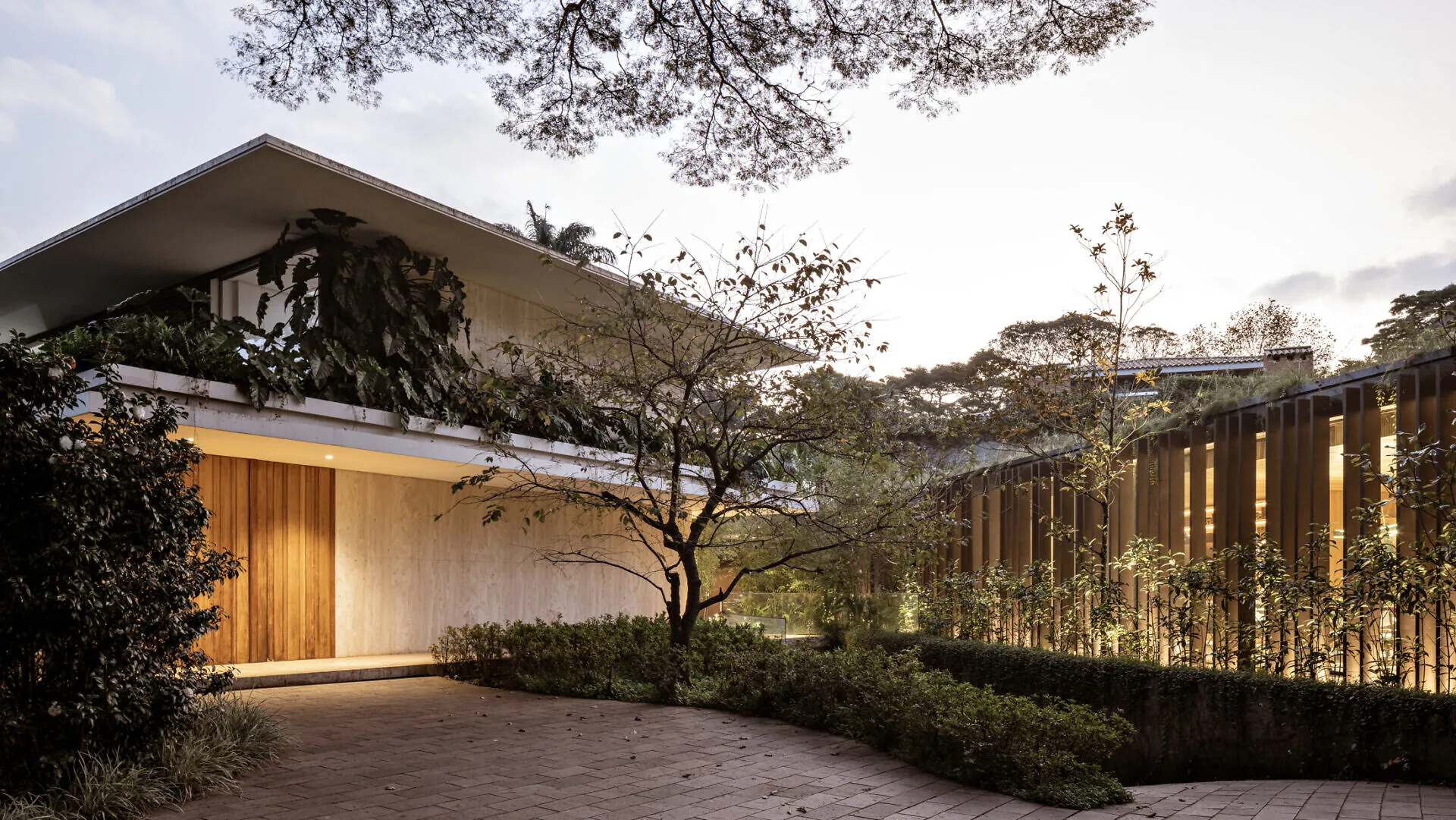 Sua casa dos sonhos ao seu alcance! Descubra agora quanto custa um arquiteto para construir uma casa e garanta um projeto que une economia, design exclusivo e valorização inteligente do seu investimento.