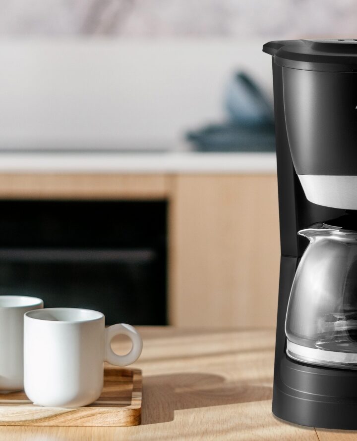 Transforme sua cozinha com a cafeteira elétrica perfeita: Descubra qual o segredo para um café inesquecível e valorize seu lar!