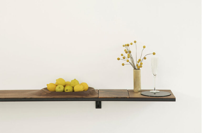 O aparador luxo para sala que redefine a elegância. Inspire-se na sofisticação do design de interiores assinado pelos nossos arquitetos e transforme seu lar em uma obra-prima.