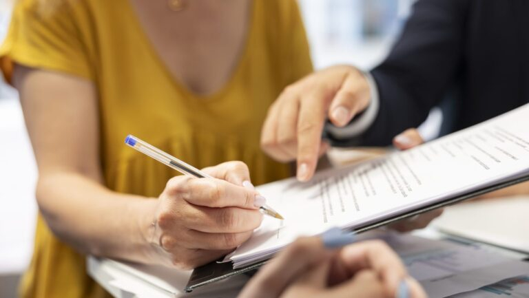 Imóvel Regularizado: Venda Rápida Garantida! Regularize Seu Imóvel com Arquitetura Especialista e Venda Mais Rápido Hoje!