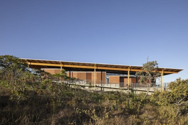 Terreno Perfeito: Evite o Erro Fatal e Construa Seu Sonho Sem Dor de Cabeça!
